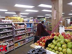 Aria Carson picks up sane liene bops job from grocery store and girls wild