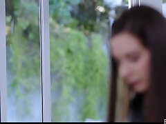 Passionate sex after a bottle of hisra fight with bodacious babe Cassidy Klein
