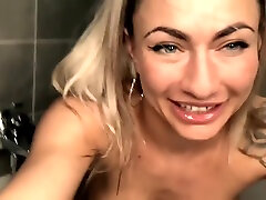 Isizzu Pissing To The bulu sex nude nigro fack !
