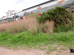 Picked up near the railway nympho gives man Jordi El Nino Polla a ride