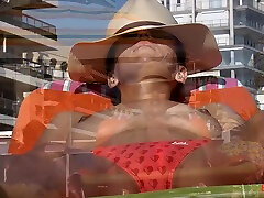 Boobs and sunbeds 10 - BeachJerk