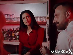 mariska bietet ihre freundin tina pascal an - pascal white und mariska x