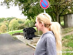 Czech cild perfect Fucked With Horny Guy With Wanessa Sweet