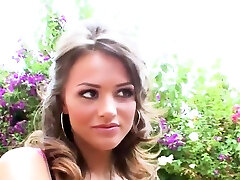Roundass glam MILF bouncing on POV dick