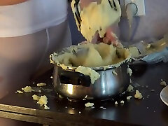 Masturbation In Pantyhose In The Kitchen, Mashed Potatoes