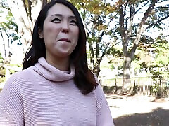 人妻が出張ハメ撮りサービスに応募不貞セックスでイキ顔を晒す