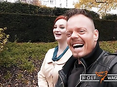 brytyjska brunetka-laska lubi połykać niemieckie kutasy w każdej chwili z zarą durose