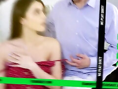 herrlich vollbusig milf serves ihr fest saftig muschi auf die küche counter für ihr geil stepson
