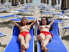 des ados naturels chauds ont posé totalement nus