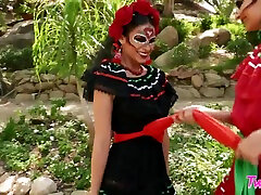 Mexican sapphic porn Eliza Ibarra and melayu unty tube first time slapping are eating each others pussies