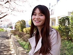 A jav pump boobs beautiful wife appears in her husband