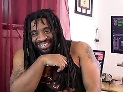 Big But Slut Gobbles Up Small Dick Pt1 Of 2 - Sukmydick