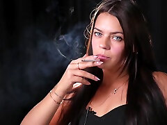 Gorgeous prawan lombok Asya Loves Smoking On Camera