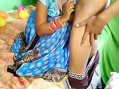 Xxx Desi Sex मेरी कॉलेज वाली Pर्ल फ्रेंड सादी के बाद पहली बार मयीके आई उसको वेलेंटाइन के डे पर जमकर चोदा बोली आज मौका है हिंदी सेक्सी क्लियर ऑडियो पति मेरे बाहर रहते है मेरी चूत लंड की भूखी हे मेरी प्यास भुझा दो 16 Min