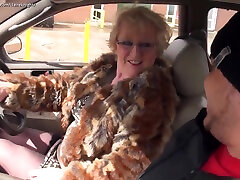 Picking up a hitch hiker - ClaireKnight