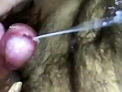 elle lèche ma bite pour une grosse explosion de sperme