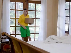 When The Delivery 2018 blowjob complication part 1 Arrives And Sees This Voluptuous Milf