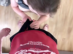 Svodni Brat Trahaet Svodnuu Sestru Vo Vremya Trenirovki I Zalivaet Spermoi. Danakiss