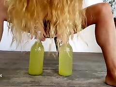 nippleringlover lifting 2 butelki z moim dużym wskaźnikiem przebite sutki i moje rozciągnięte wargi sromowe piercing