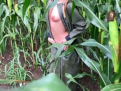Public she makes pee Sex In A Cornfield - Projectsexdiary