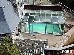 Stacked Upper-class mom jevun Gags On Pool Guys Cock With Inna Innaki