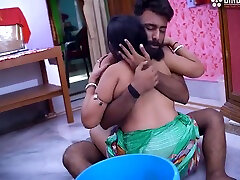 desi kamwali bai ko makan malik ne khub ghapa ghap choda audio hindi