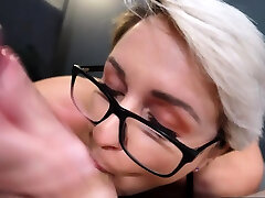 Throating fuck hars ass lady drilled in doggystyle