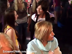 Teen Girl suck Male tube moms old on stage