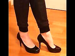 sperma auf tanten lack heels