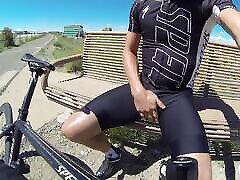 Pissing lycra in fack cut video while cycling