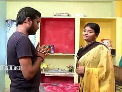 hot Sashi showing navel to school boy