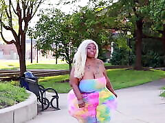 SSBBW Pear Wide Hips Walking