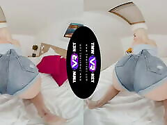 TmwVRnet - Marilyn Sugar - Do I look sexy?