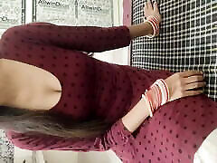 deinpriya ehemann ke sath mazee leti hui saarabhabhi6
