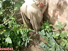 Sabji khet me geile small doggy tube ko choda clear voice
