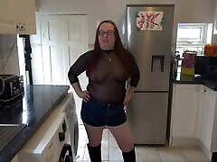 shorts transparentes oberteil und stiefel