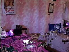 enge schwarze schlampe reitet schwanz im bett