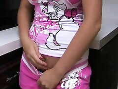 Kayden Krush masturbates and plays with ice