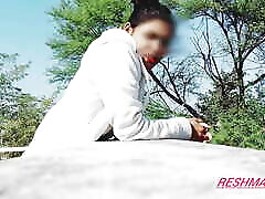 Ghar me sab log the fir bhi chudai kar hi liye