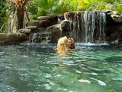 Two kinky blondes having the wildest lesbian session by the pool