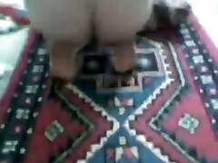 cazzo carino crossing leg orgasm teen in una posizione del missionario