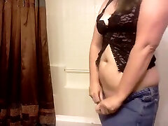 The fact that I shake my big juicy ass on webcam drives me nuts