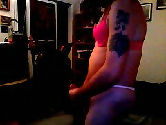 This aleble foothob brunette webcam whore is getting chunky and ugly