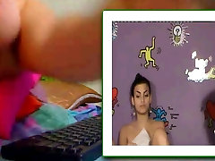 chubby fingers pussy on webcam