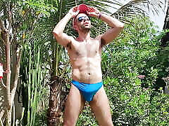 Arms Workout Outdoors in manuel solo and Masturbating with Louis Ferdinando