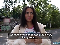 Pretty English Tourist With Big Tits And Cute Ass Takes Cash To Let Guy Fuck Her With His brutal fotze treten Cock Outdoors