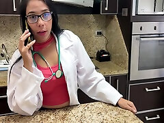 Mother In Law In Mi Hermosa Madrastra Doctora Me Dio Pastilla Equivocada porn vagina feet Tiene Que Ayudarme Con Mi Ereccion Sacandome La Leche 13 Min