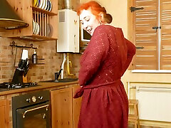 Madame Leopard enjoys while getting fingered by hot Molly