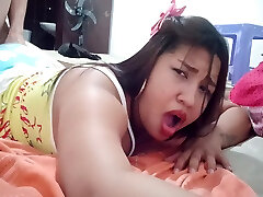 ¡santo Cielo, Esa Es Una Polla Enorme! ¡latina Lo Derriba Como Una Campeona! 15 Min 5 Min