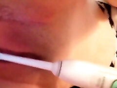 massaging my leaky pussy with a toothbrush